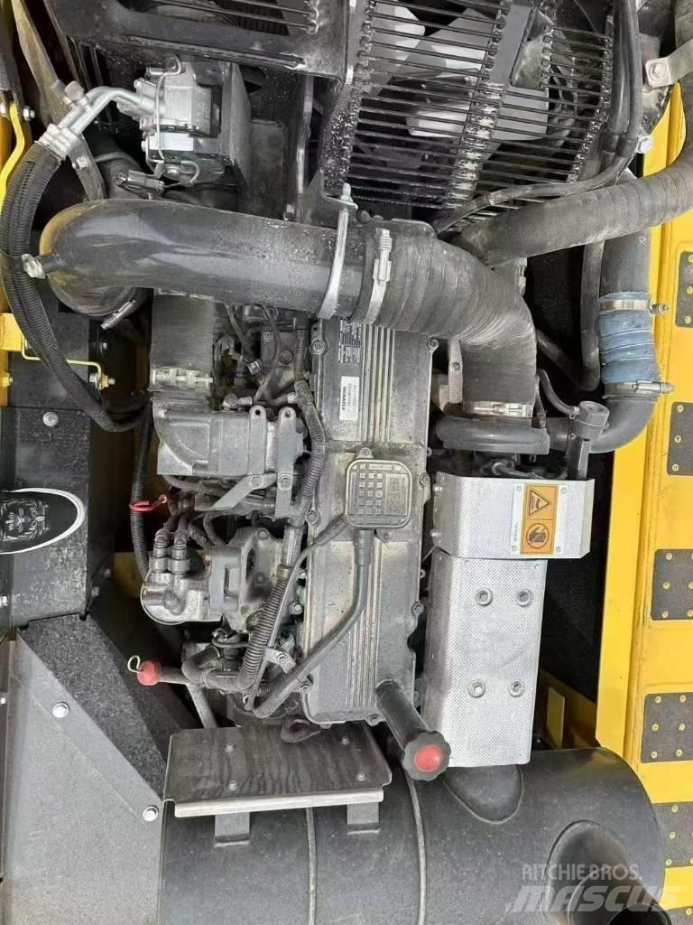 Komatsu 360-8MO Pelle sur chenilles