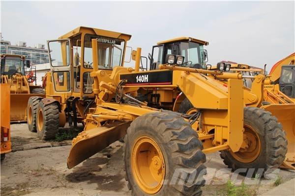 CAT 140 H Niveleuse