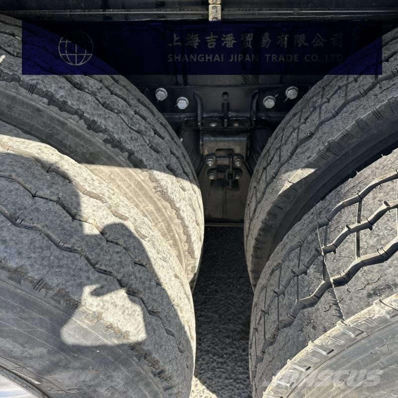 Sany STC 700 T 5 Grues tout terrain