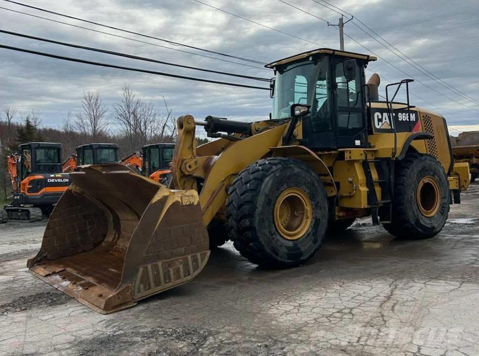 CAT 966 M Chargeuse sur pneus
