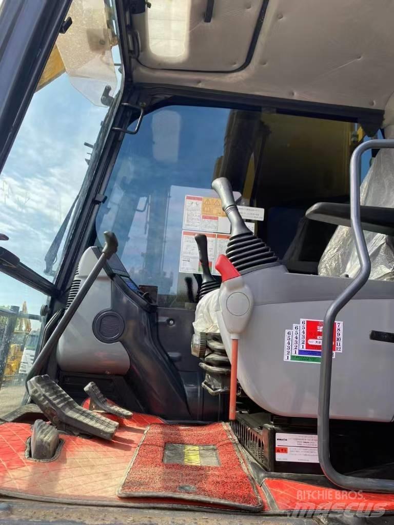 Komatsu 200-8 Pelle sur chenilles