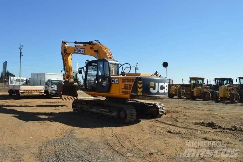 JCB JS205 Mini pelle < 7t