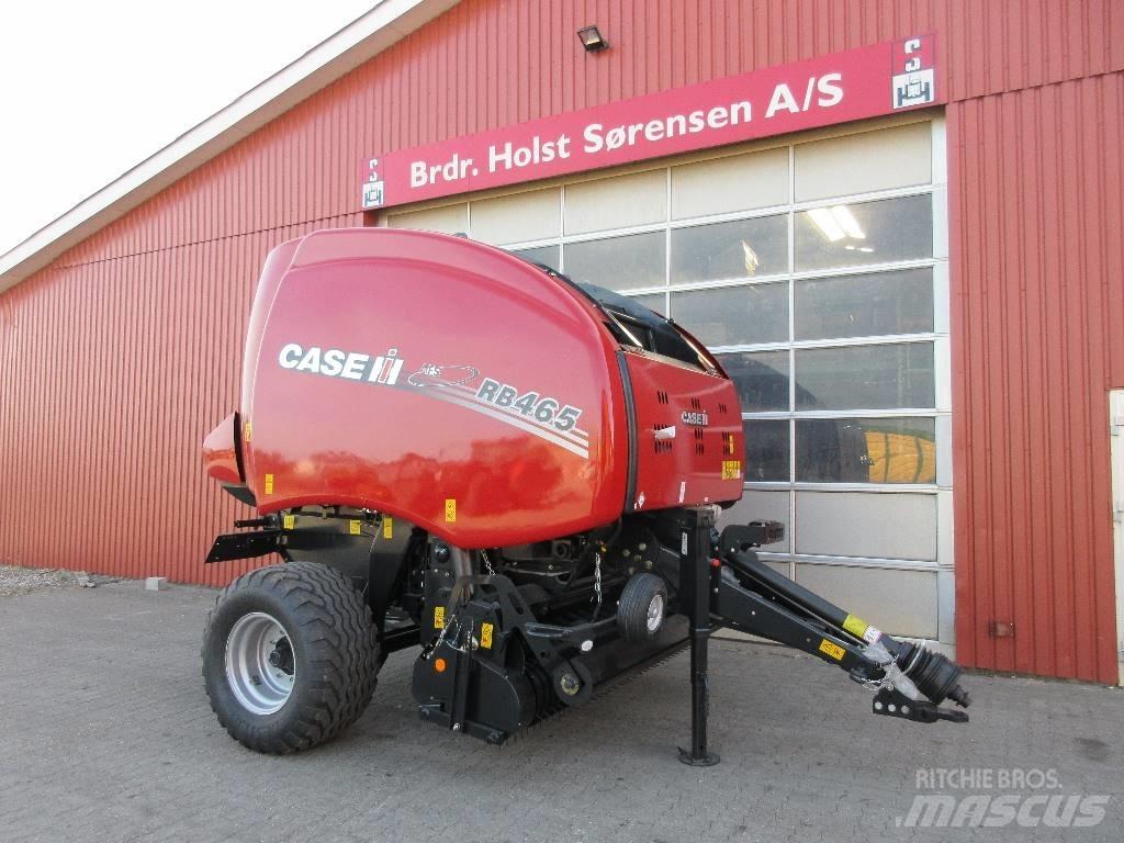Case IH RB 465 Presse à balle ronde