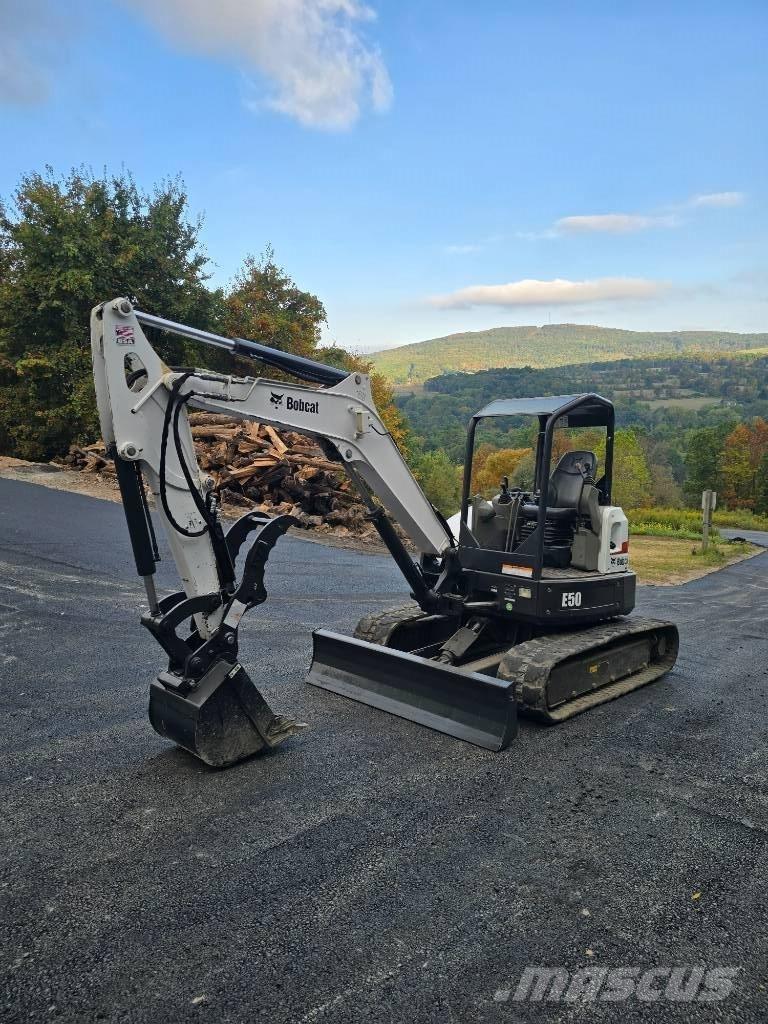 Bobcat E 50 Mini pelle < 7t