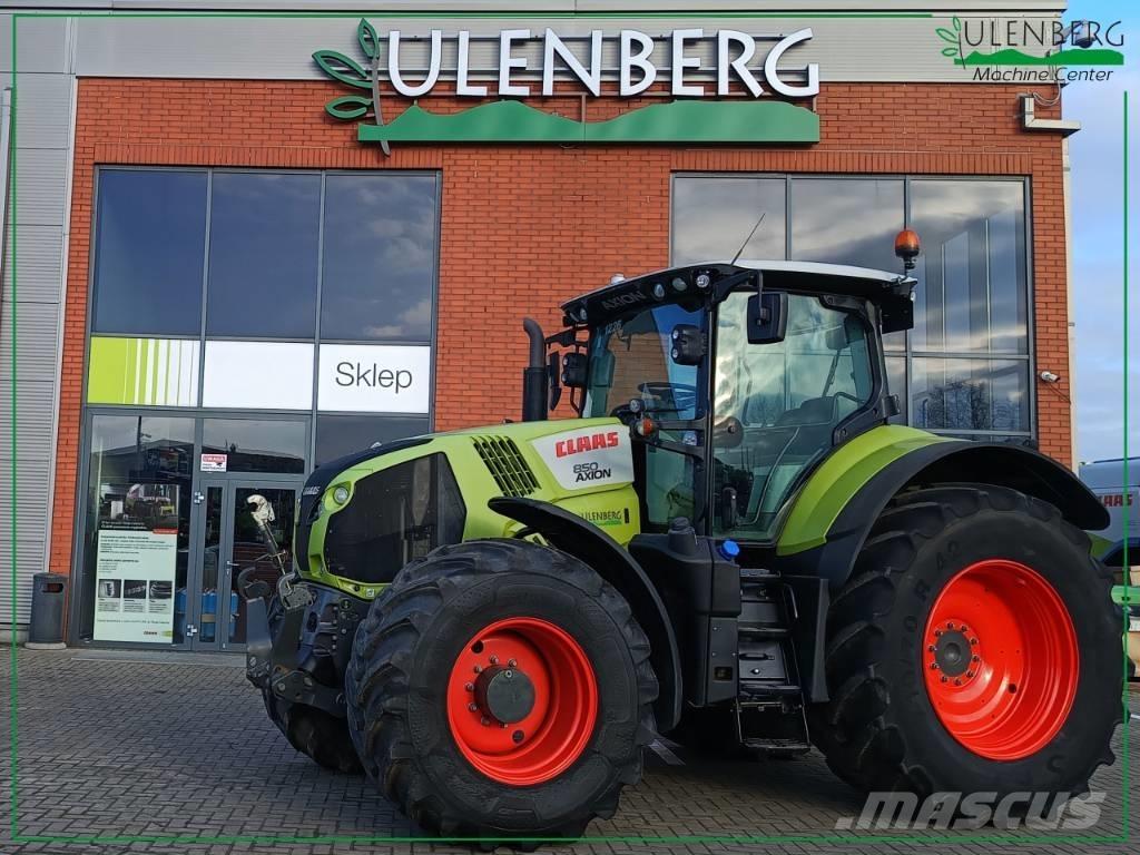 CLAAS Axion 850 Tracteur