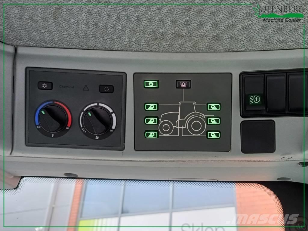 CLAAS Axion 850 Tracteur