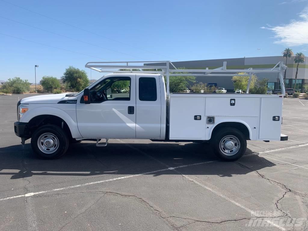 Ford F 250 XL SD Mini utilitaire