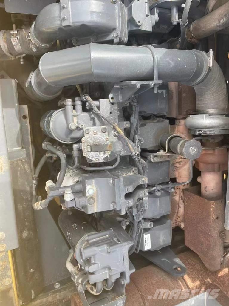 Komatsu PC 450-8 Pelle sur chenilles