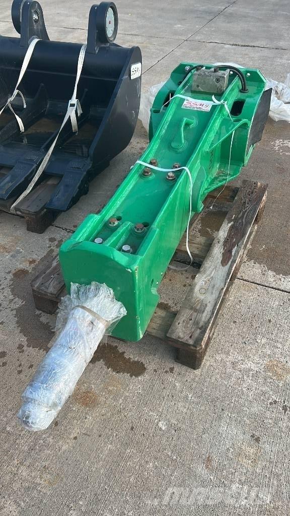 Montabert M 900 Marteau hydraulique
