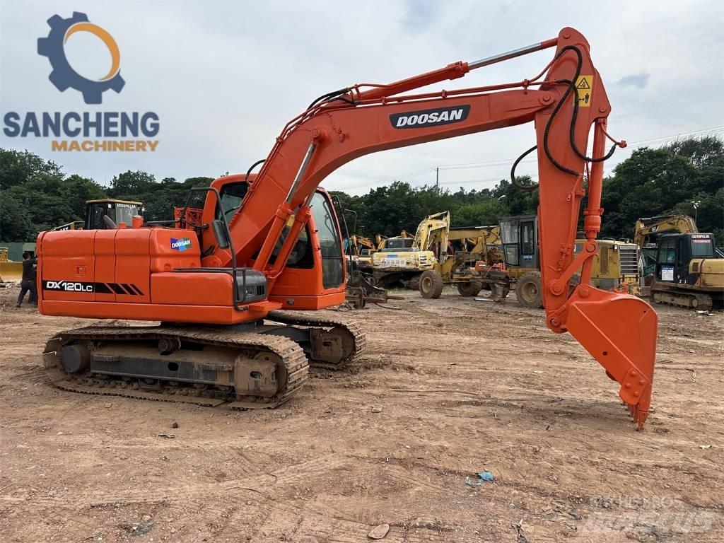 Doosan DX 120 Pelle sur chenilles