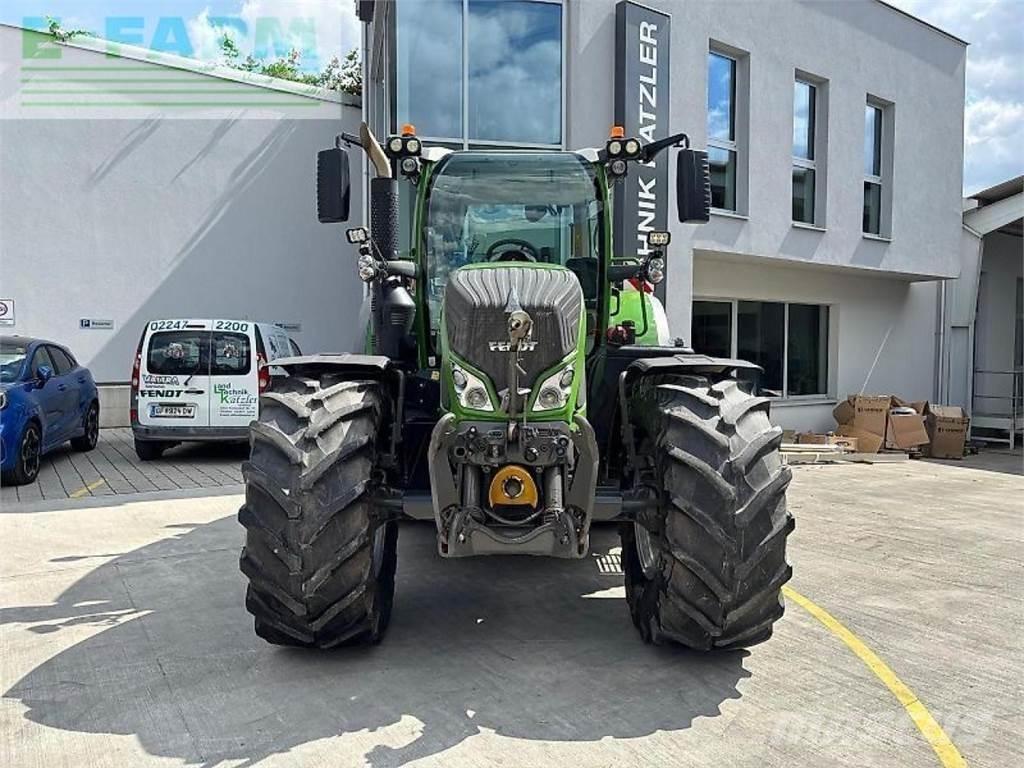 Fendt 724 vario Tracteur
