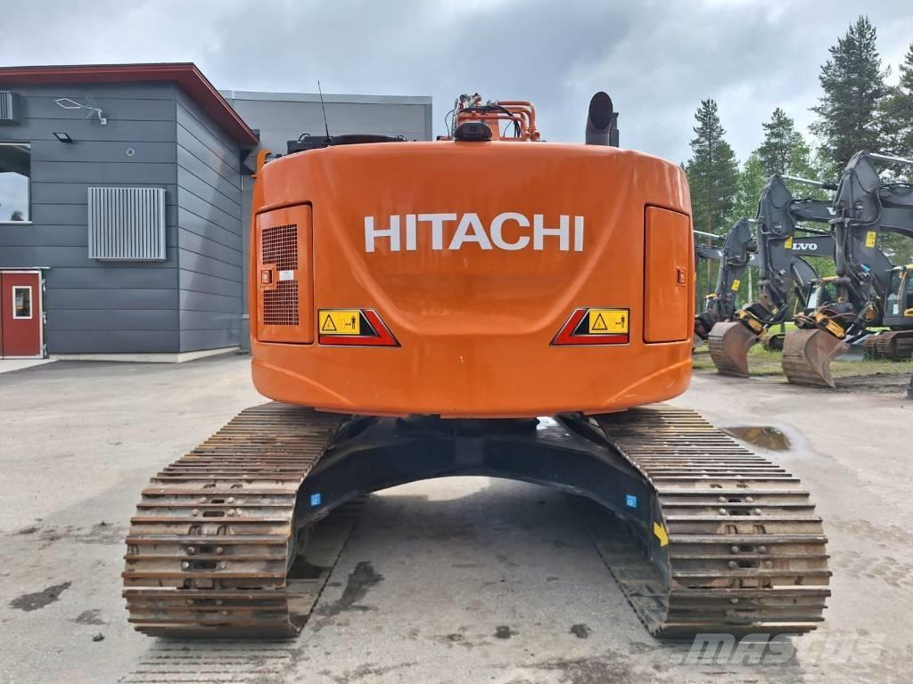 Hitachi ZX225USLC-7 Pelle sur chenilles