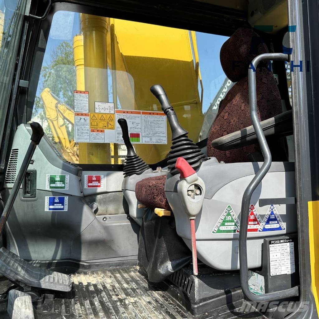 Komatsu PC 200 Pelle sur chenilles