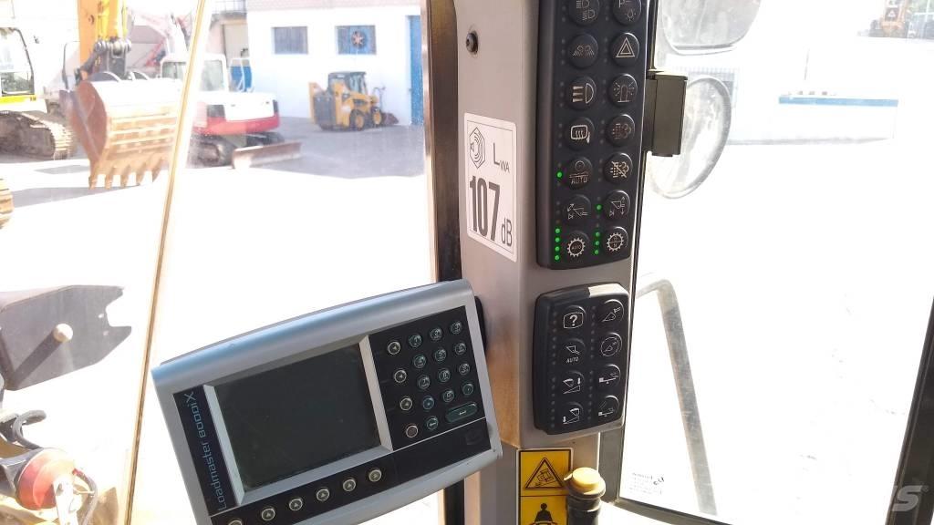 CAT 962K Chargeuse sur pneus