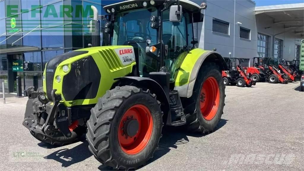 CLAAS arion 530 Tracteur
