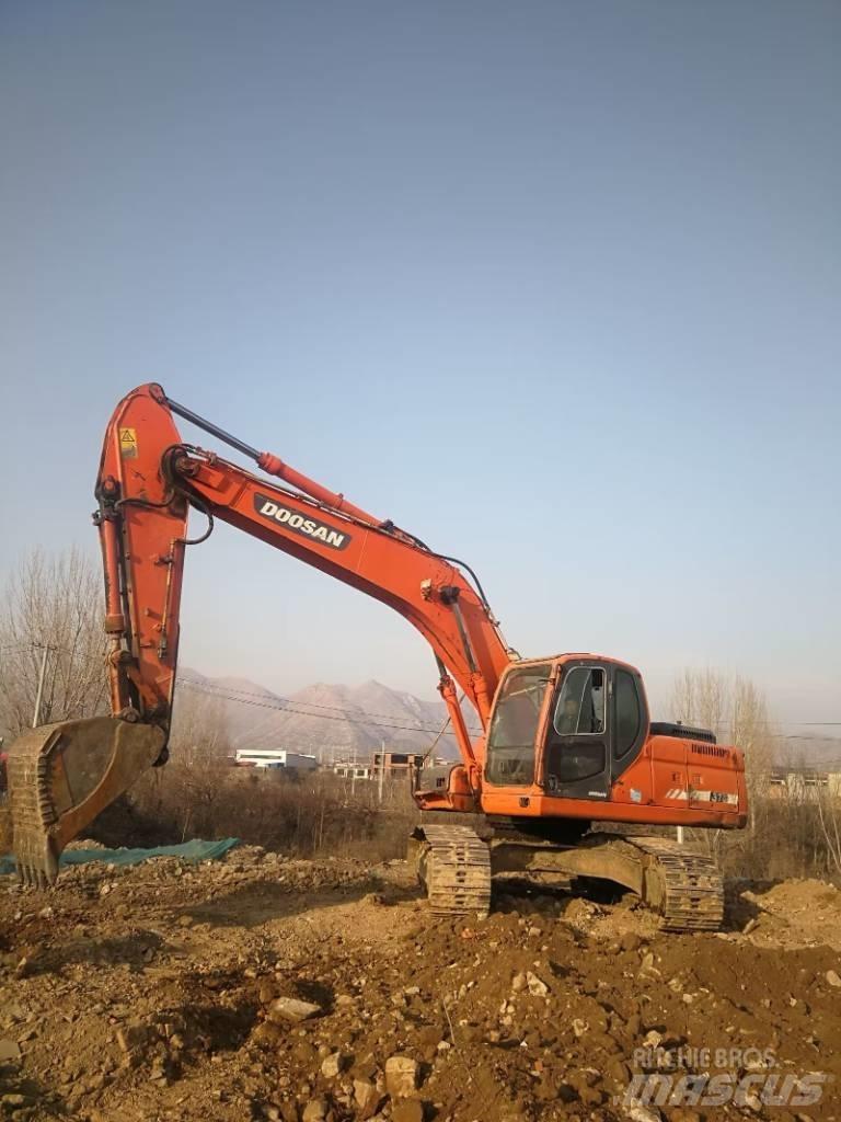 Doosan dx225 Pelle sur chenilles