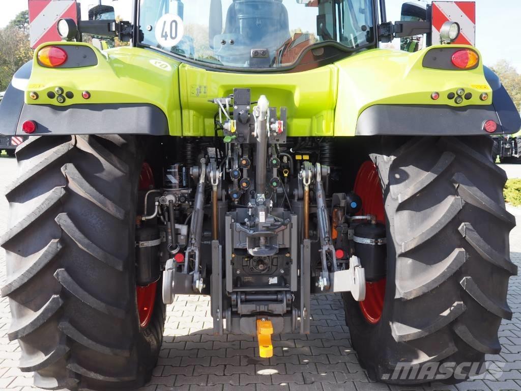 CLAAS Arion 610 CIS Tracteur
