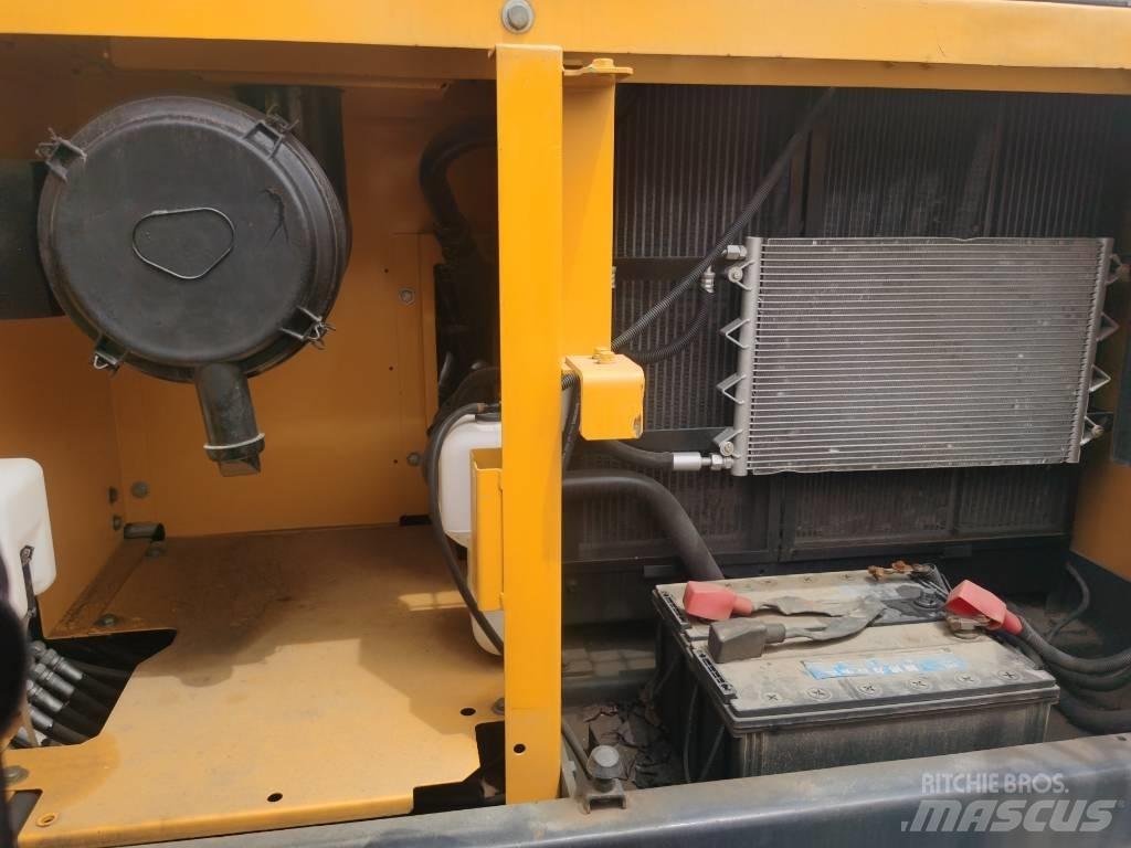 Kobelco SK 200-8 Pelle sur chenilles