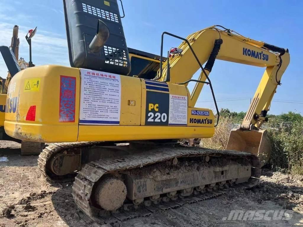 Komatsu PC 220-8 Pelle sur chenilles