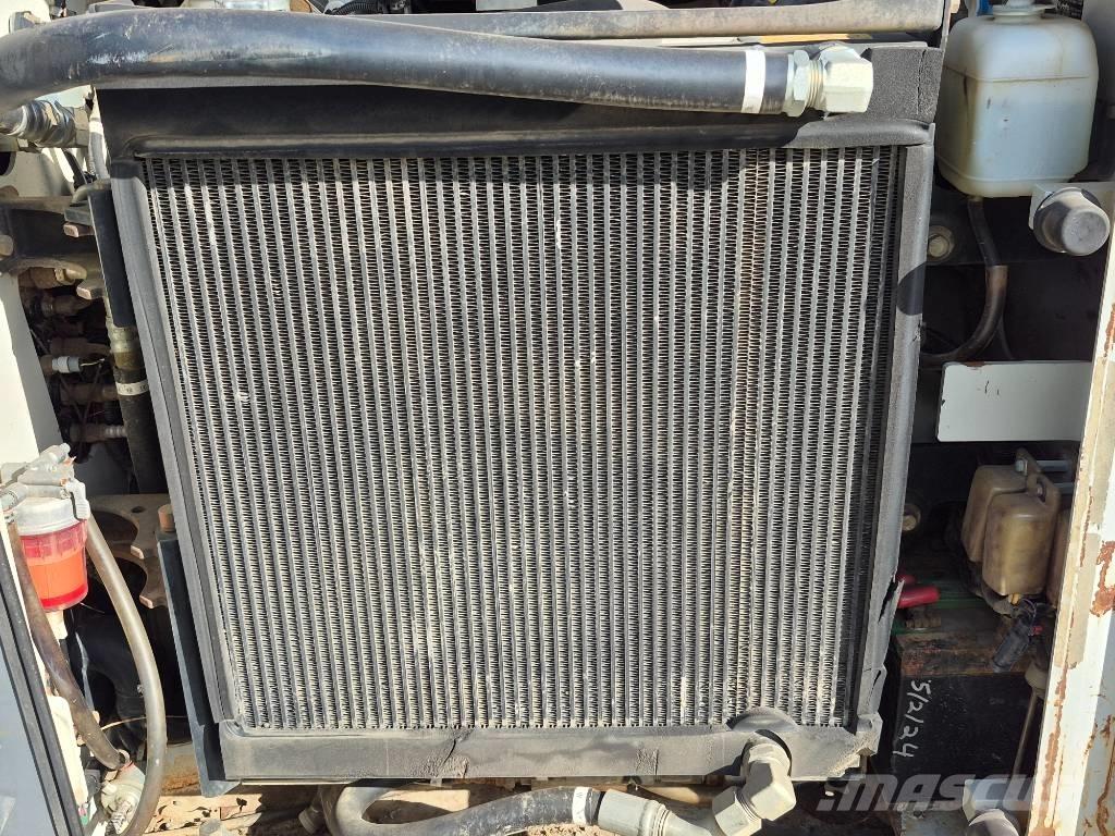 Takeuchi TL 8 Chargeuse compacte