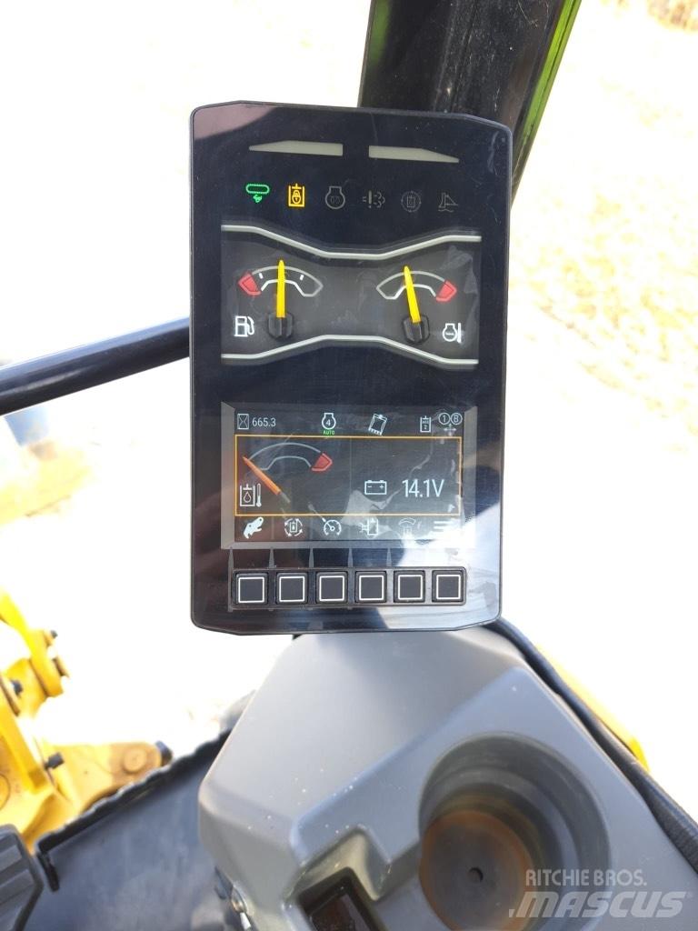 CAT 301.7 Mini pelle < 7t