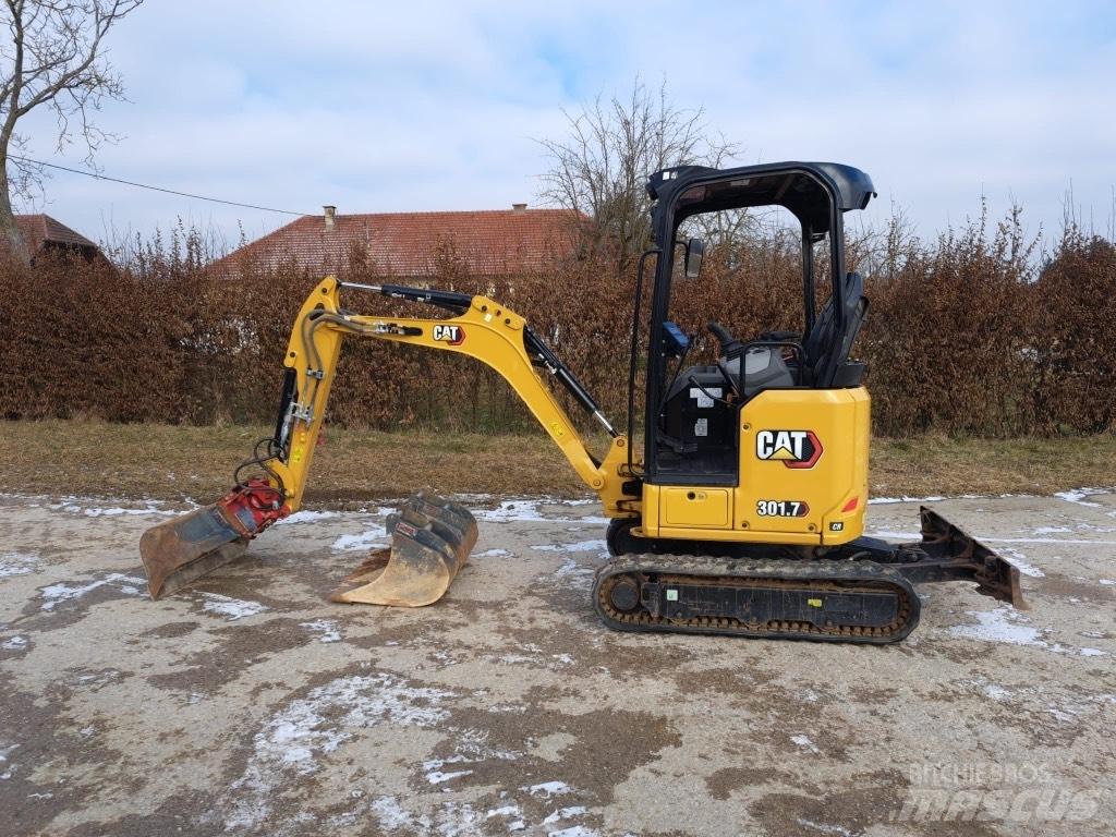 CAT 301.7 Mini pelle < 7t