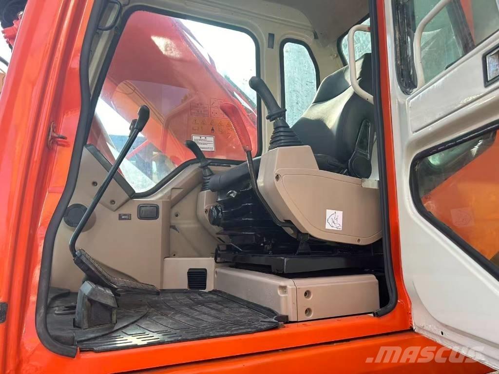 Doosan DH 225 LC-7 Pelle sur chenilles