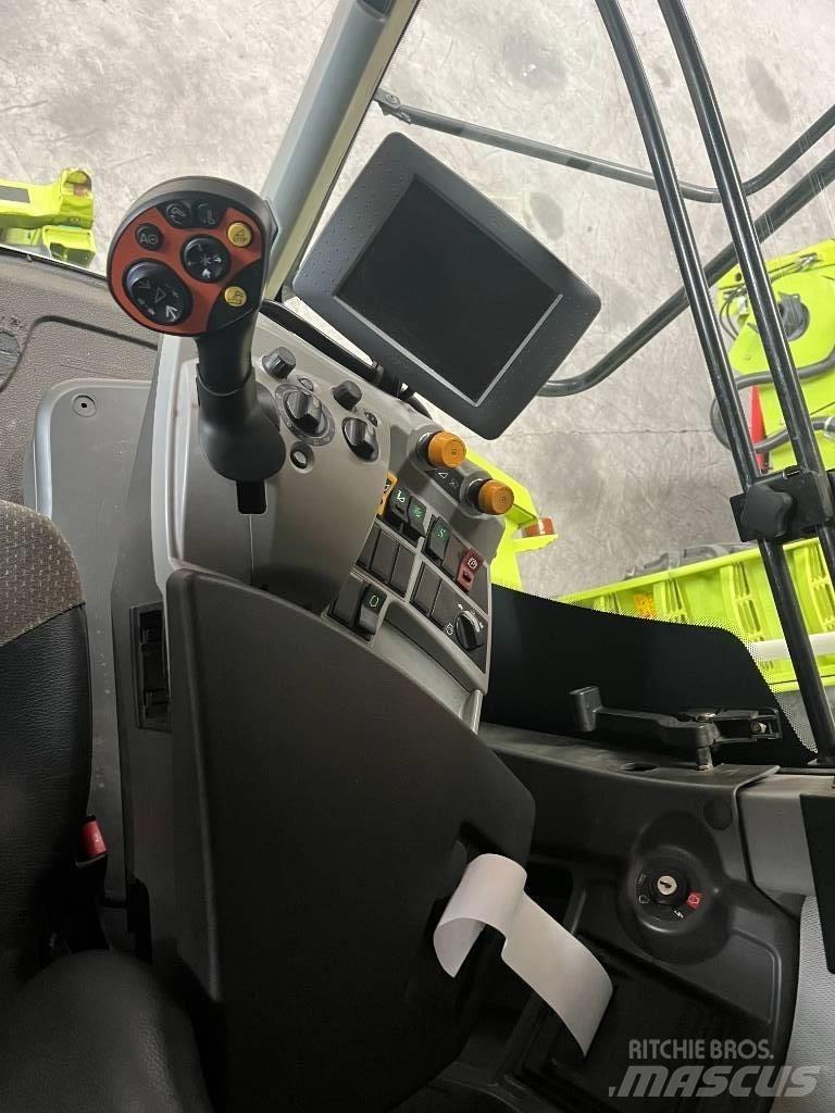 CLAAS LEXION 770 Moissonneuse batteuse