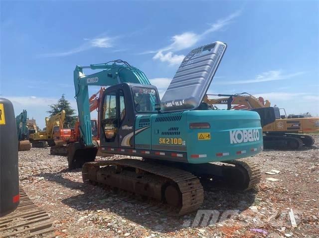 Kobelco SK 210 D Pelle sur chenilles