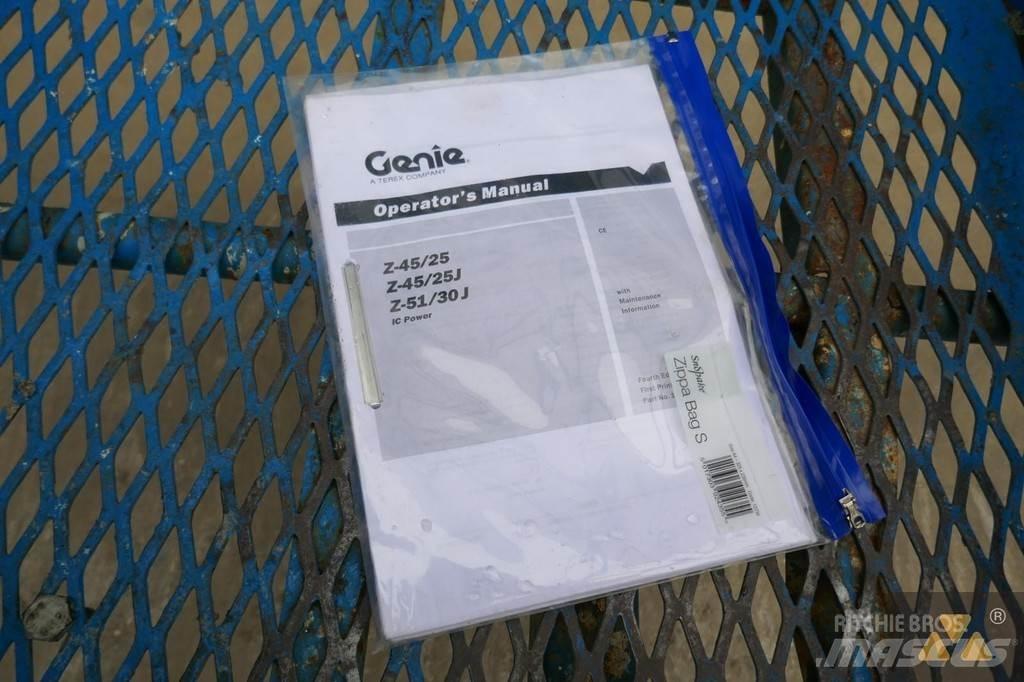 Genie Z-45/25 Nacelles articulées