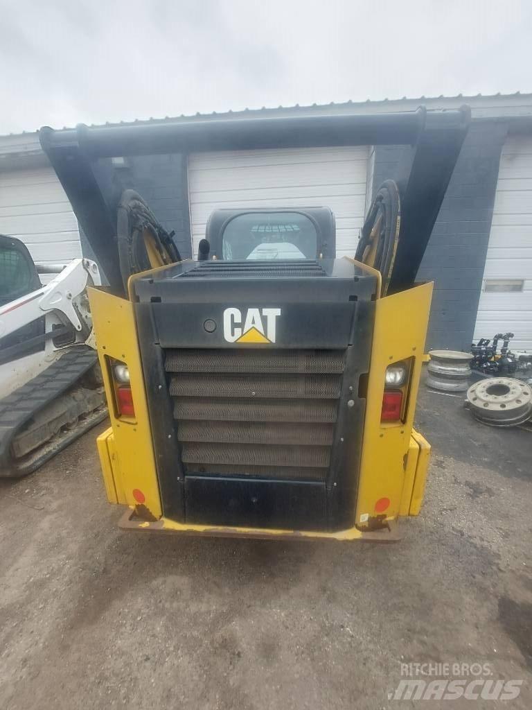 CAT 262D Chargeuse compacte