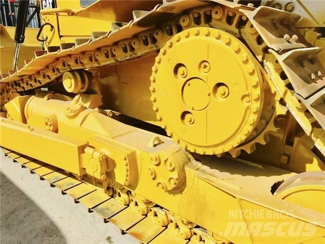 CAT D 6 H Bouteurs sur chenilles