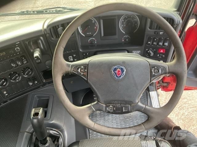 Scania P 320 Camion malaxeur