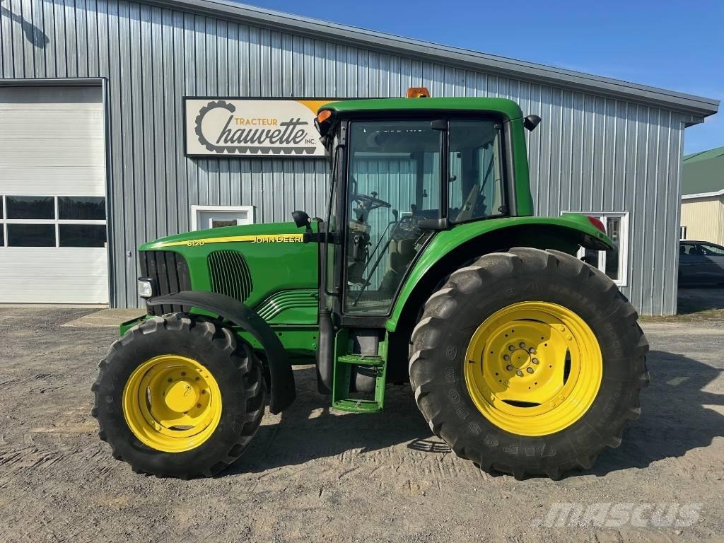 John Deere 6120 Tracteur