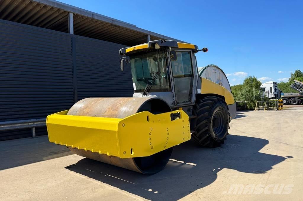Dynapac CA3500D Rouleaux monocylindre