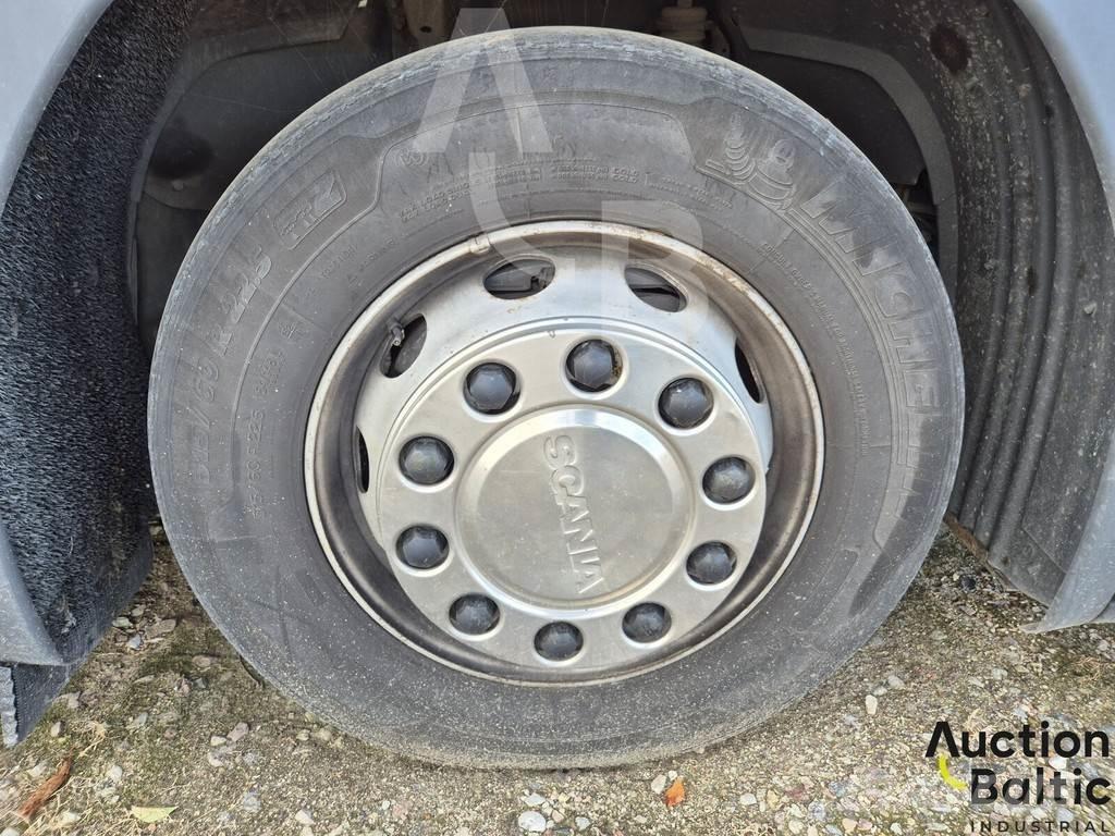 Scania P 450 Camion porte engin