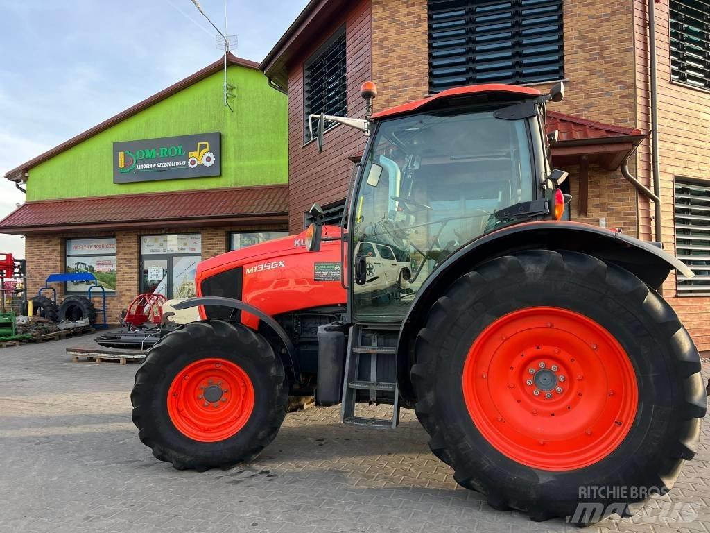 Kubota M 135 GX Tracteur