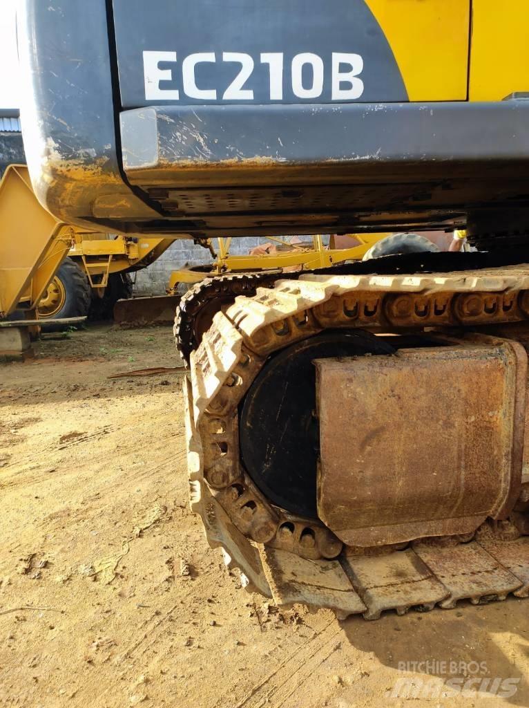 Volvo EC 210 B Pelle sur chenilles