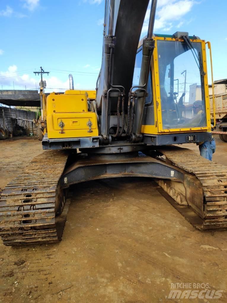Volvo EC 210 B Pelle sur chenilles