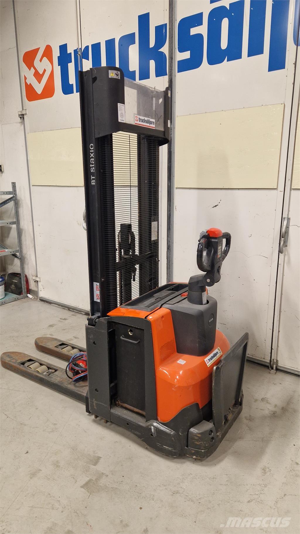 Toyota SWE120L Gerbeurs Automoteurs