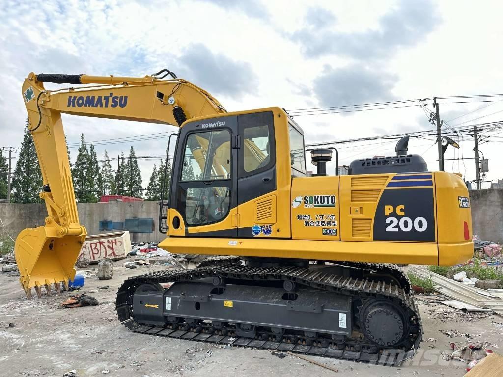 Komatsu PC 200-8 Pelle sur chenilles