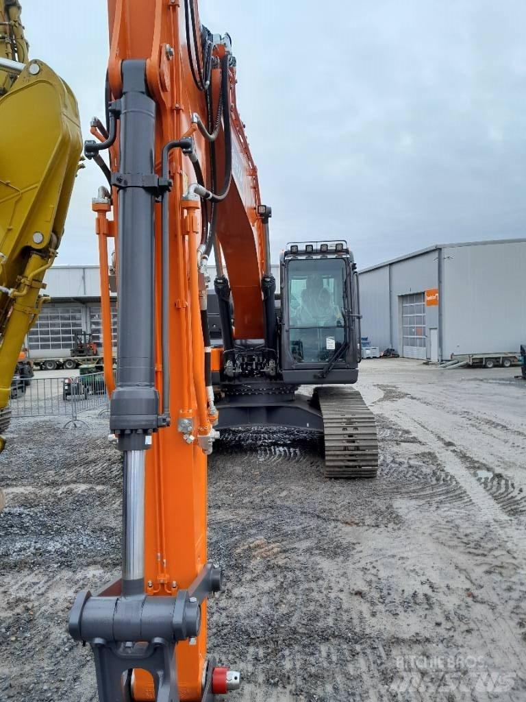 Develon DX 225 LC-7 Pelle sur chenilles