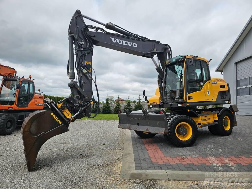 Volvo EW 160 D Pelle sur pneus