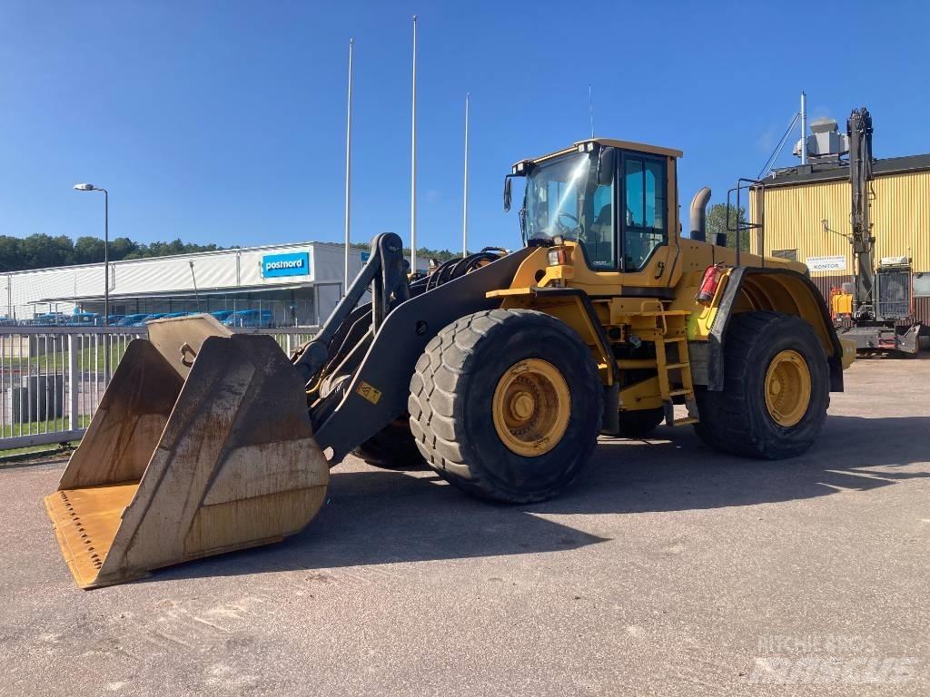 Volvo L 220 F Chargeuse sur pneus