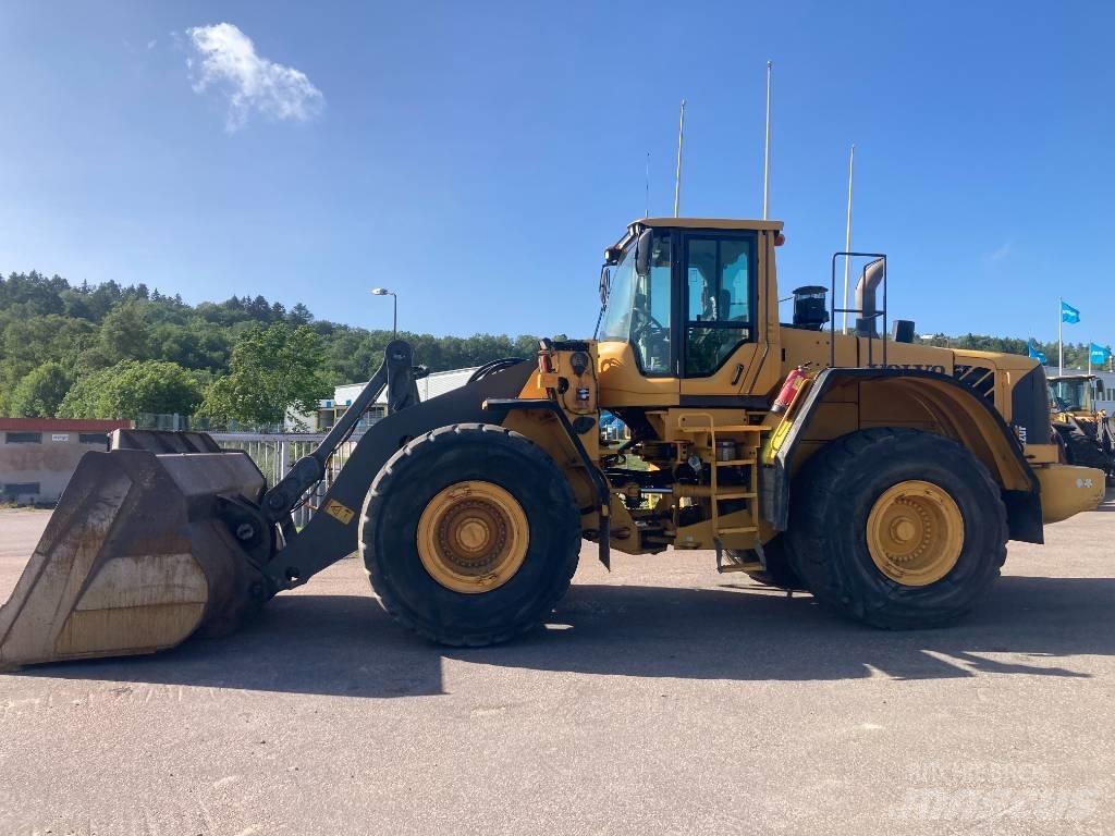 Volvo L 220 F Chargeuse sur pneus