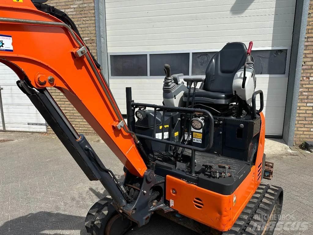 Hitachi ZX19U-6 YR Mini pelle < 7t
