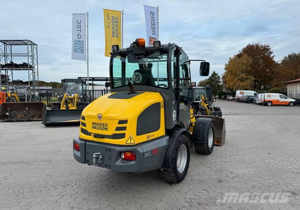 Wacker Neuson WL 38 Chargeuse sur pneus