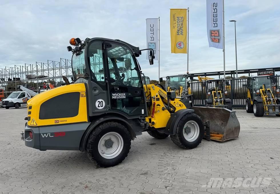 Wacker Neuson WL 38 Chargeuse sur pneus