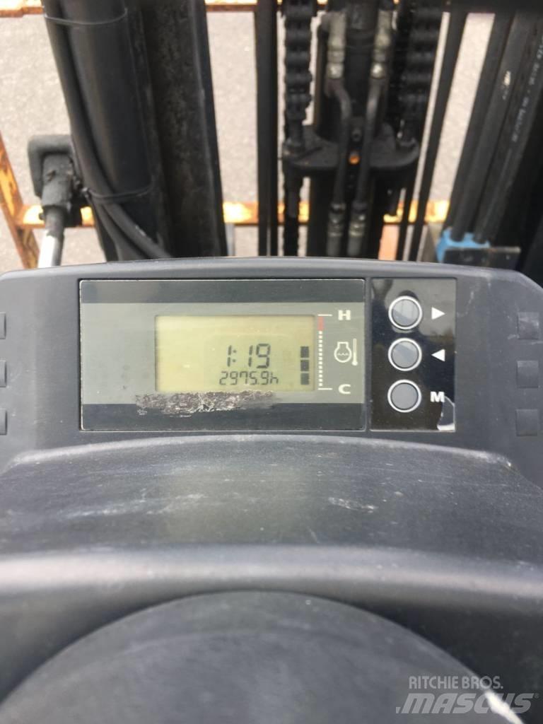 Hyster H3.0TX Chariots GPL
