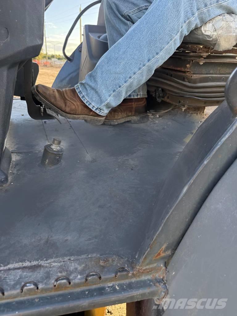 John Deere 310 L EP Tractopelle